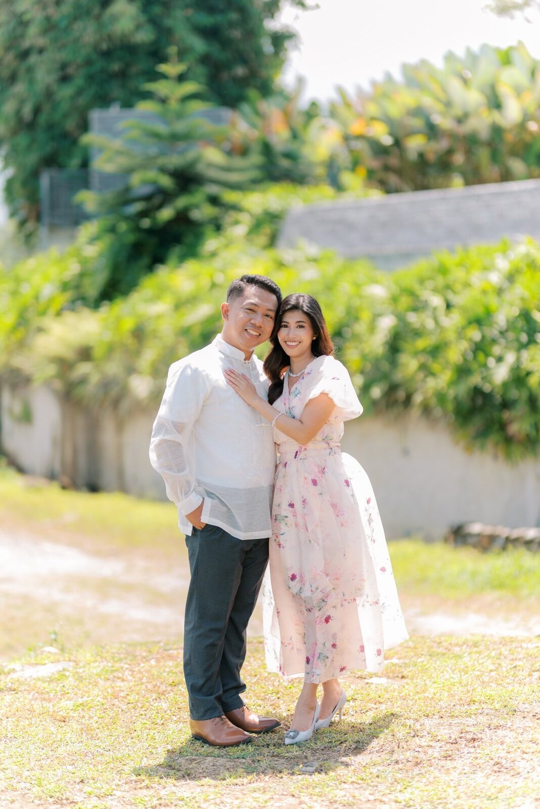 Shelo and Majorie smiling together outdoors